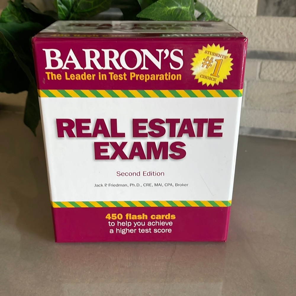 Real Estate Exam Flash Cards (Barron's Test Prep)
Second Edition